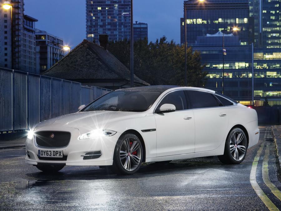  Jaguar XJL Supersport 2010 года  (UK) (фото 7 из 13)